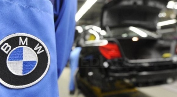 BMW plănuieşte să concedieze până la 6.000 de persoane în următorii trei ani