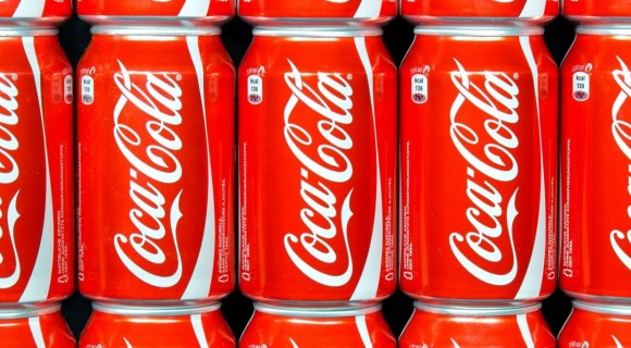 Uniunea Europeană lansează o investigaţie preliminară asupra companiei Coca Cola